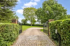 Bradcutts Lane, Cookham, Maidenhead, SL6 photo 16