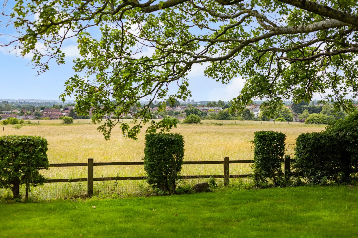 Bradcutts Lane, Cookham, Maidenhead, SL6 photo 18