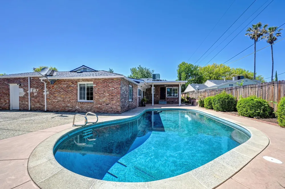 5712 McAdoo Ave, Sacramento, CA 95819