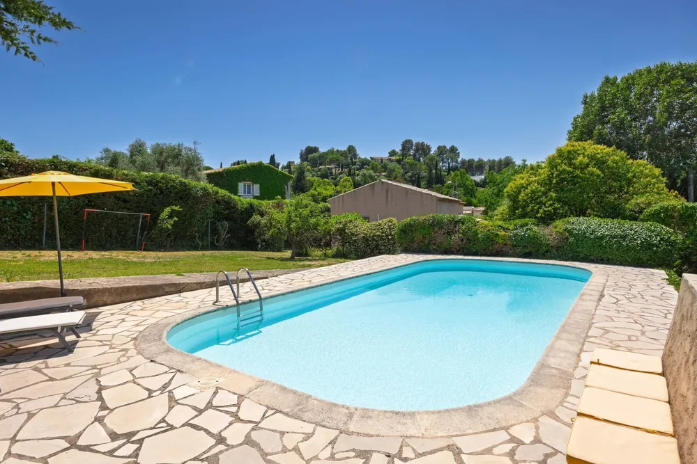 Vence (Cayrons), 06140, France
