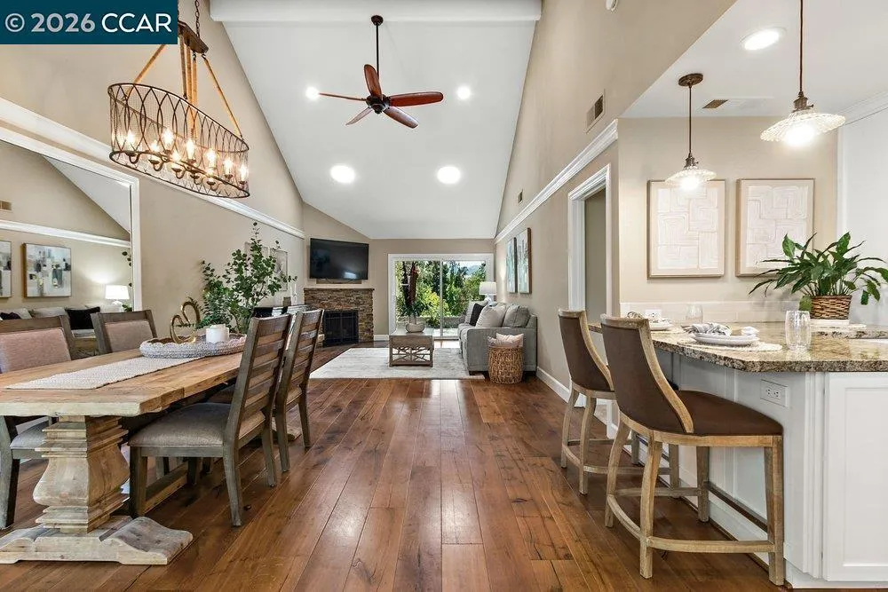 565 Silver Lake Dr, Danville, CA 94526