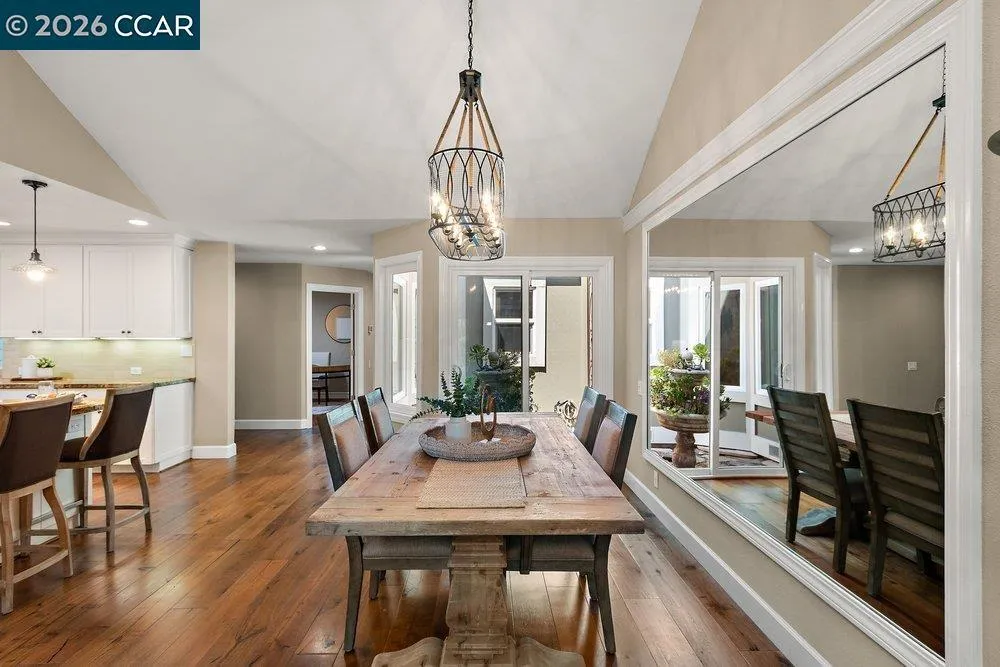 565 Silver Lake Dr, Danville, CA 94526