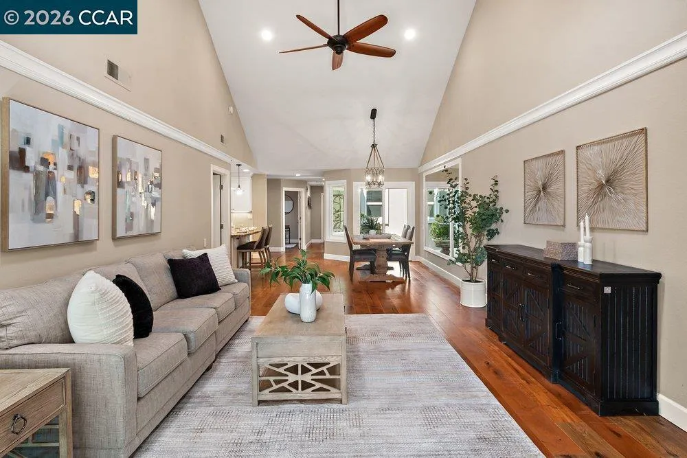 565 Silver Lake Dr, Danville, CA 94526