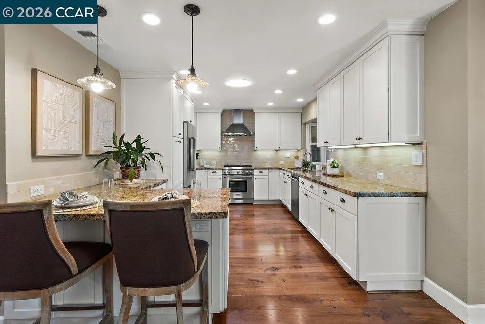 565 Silver Lake Dr, Danville, CA 94526