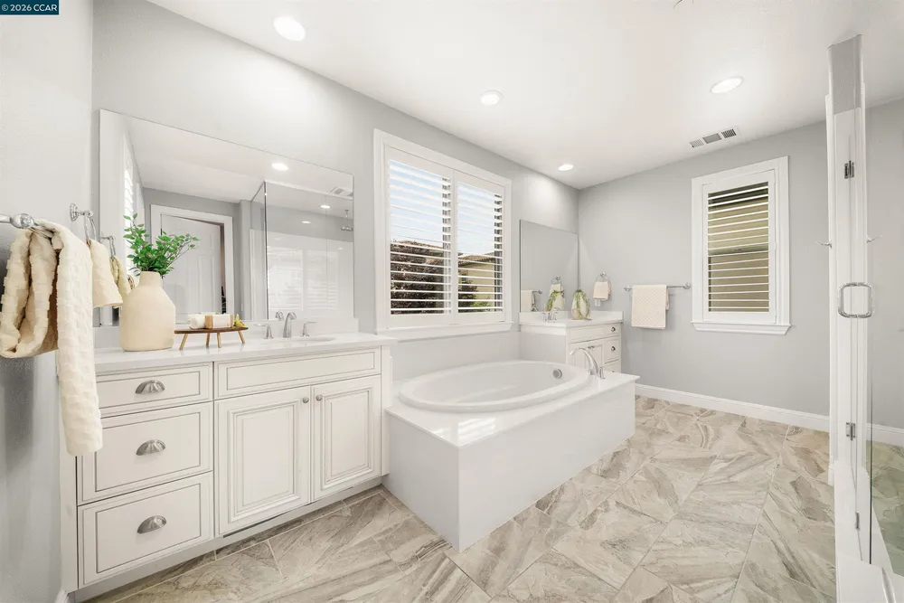 504 Hyacinthus Ct, San Ramon, CA 94582