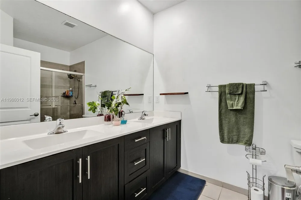 408 NE 212th Terrace, Miami, FL 33179