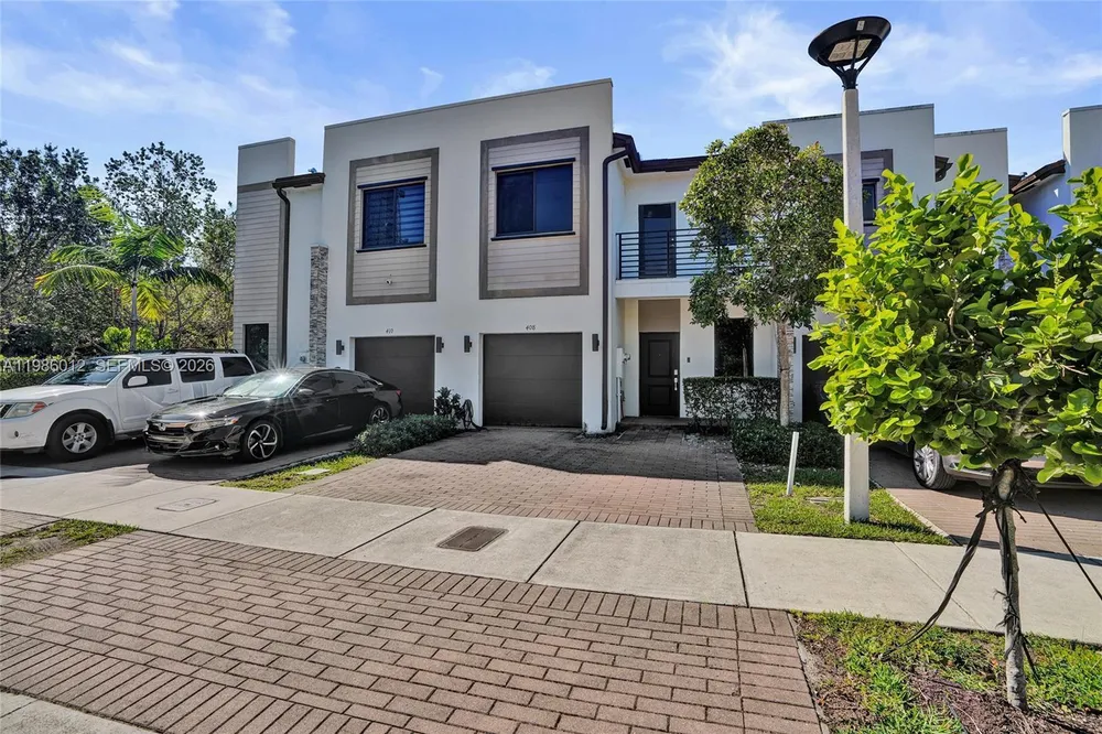 408 NE 212th Terrace, Miami, FL 33179