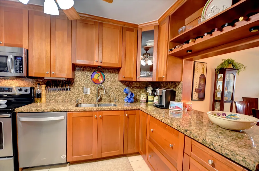 3111 NE 51st St, Fort Lauderdale, FL 33308