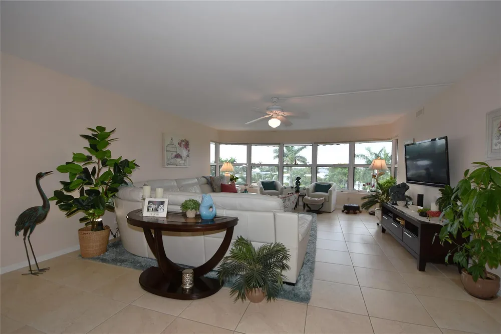 3111 NE 51st St, Fort Lauderdale, FL 33308