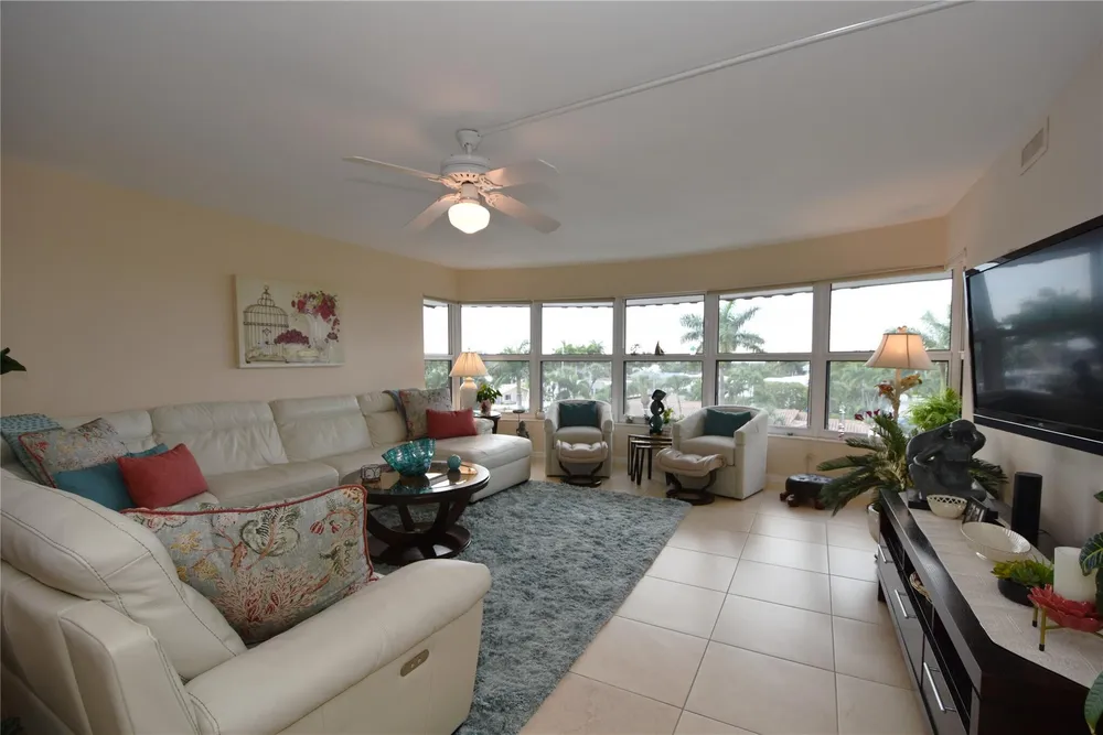 3111 NE 51st St, Fort Lauderdale, FL 33308
