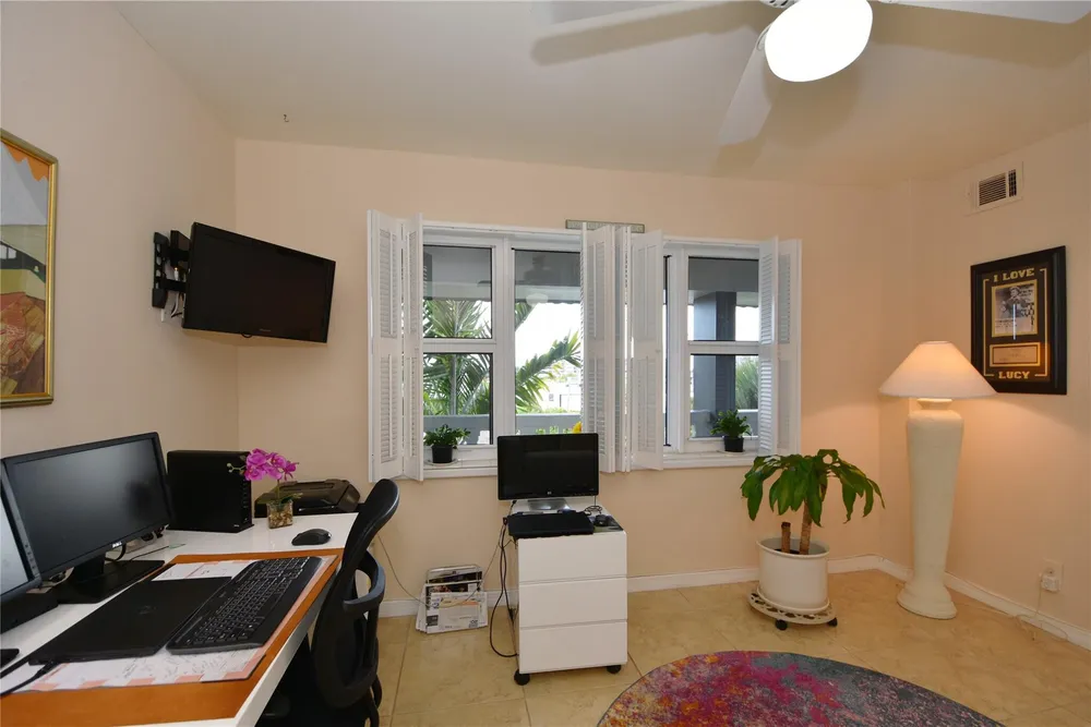 3111 NE 51st St, Fort Lauderdale, FL 33308