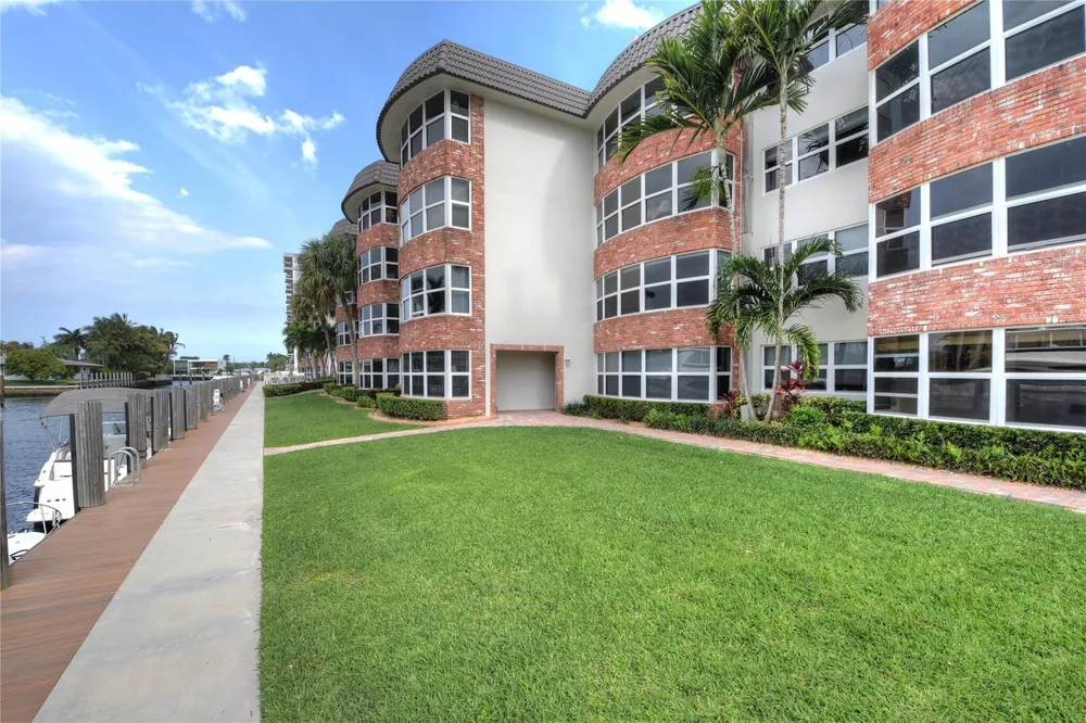 3111 NE 51st St, Fort Lauderdale, FL 33308