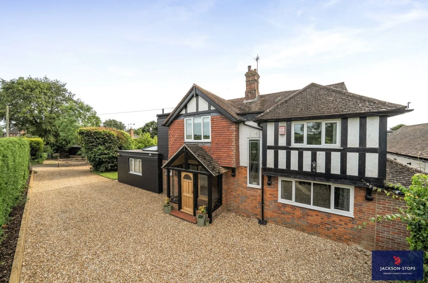 Soulbury Road, Burcott, LU7 photo 2