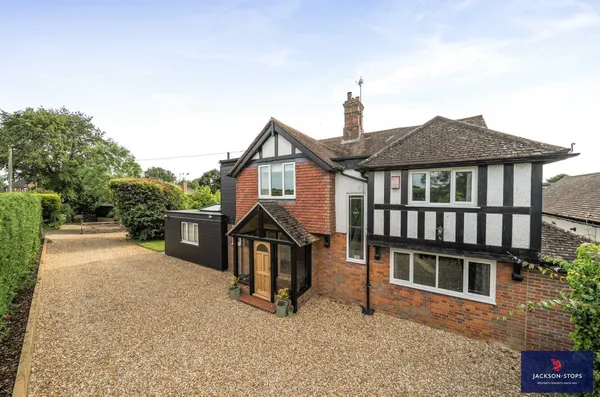 Soulbury Road, Burcott, LU7 photo 2