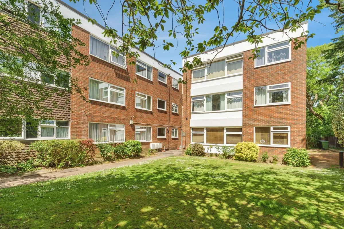 St Andrews Gardens, Worthing