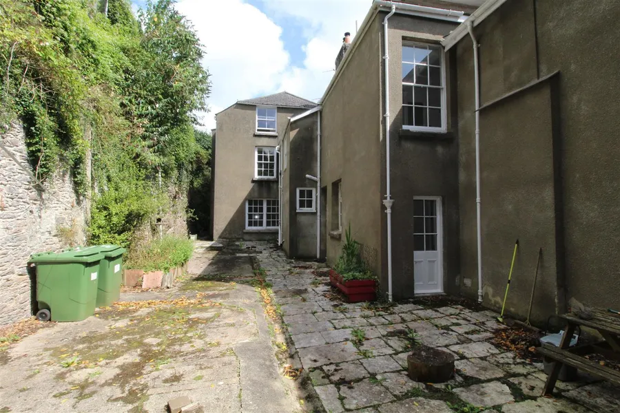 Property Image 11