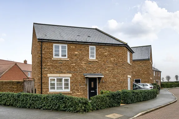 Garners Field, Great Bourton, OX17