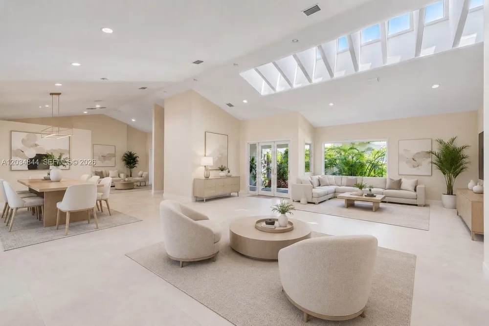 17640 Old Cutler Rd, Palmetto Bay, FL 33157
