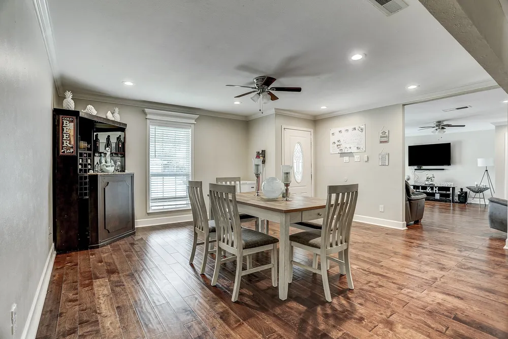 12329 Ashcroft Dr, Houston, TX 77035