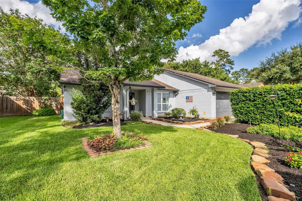 17314 Chapel Pine St, Spring, TX 77379