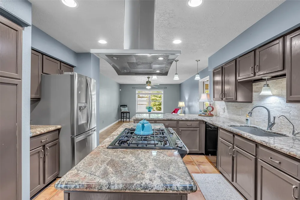 17314 Chapel Pine St, Spring, TX 77379