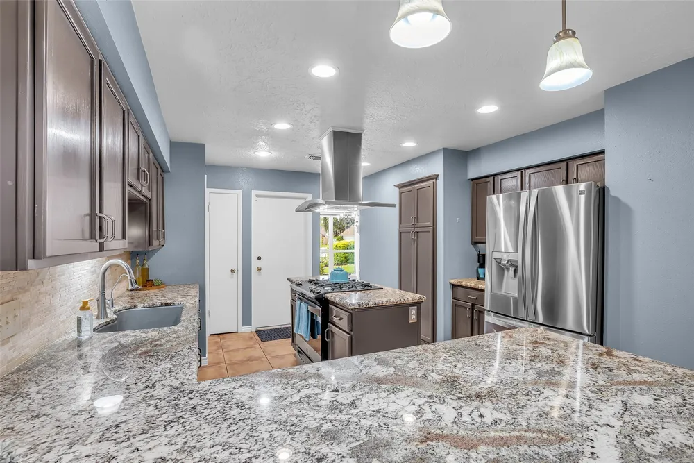 17314 Chapel Pine St, Spring, TX 77379