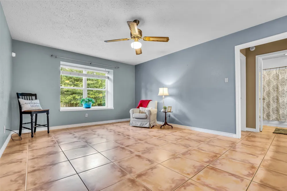 17314 Chapel Pine St, Spring, TX 77379