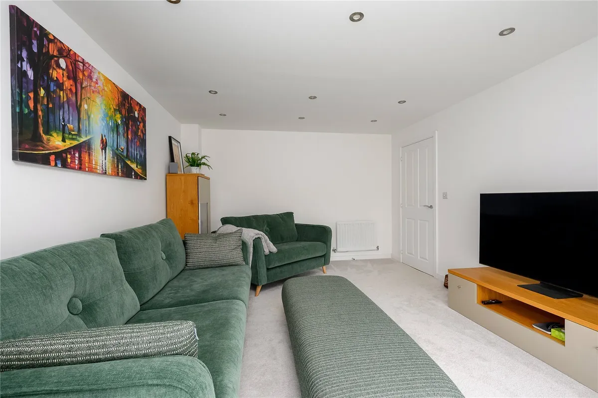 Johnson Crescent, Collingham, LS22