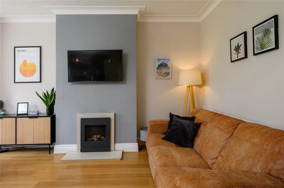 Kingswood Grove, Roundhay, Leeds, LS8