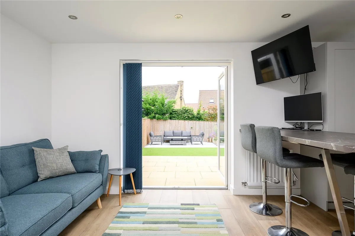 Johnson Crescent, Collingham, LS22
