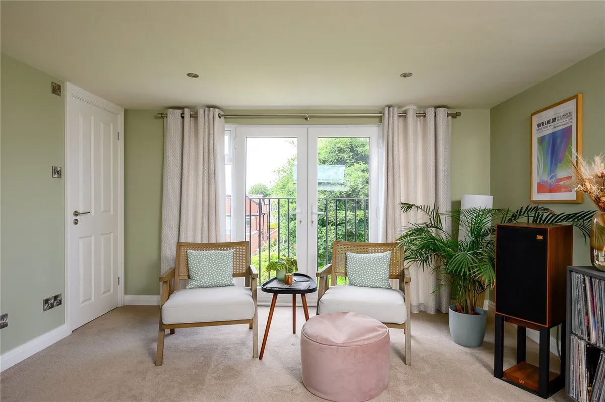 Kingswood Grove, Roundhay, Leeds, LS8