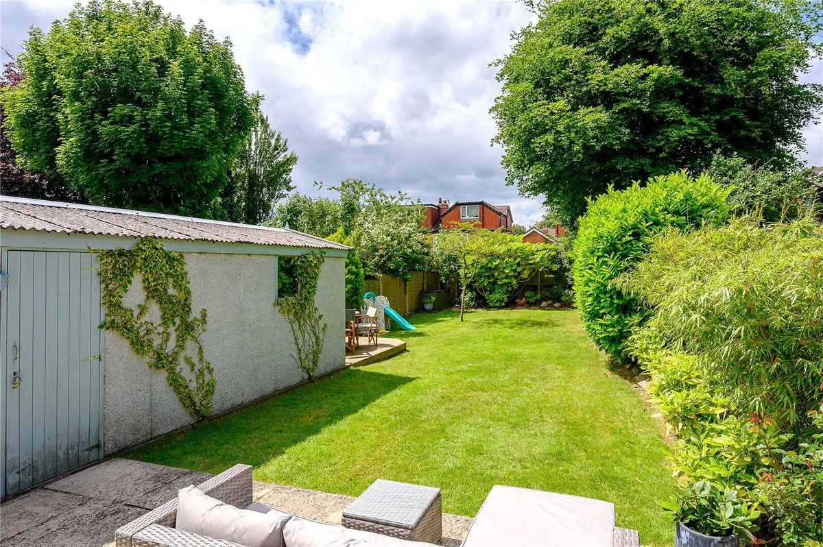 Kingswood Grove, Roundhay, Leeds, LS8