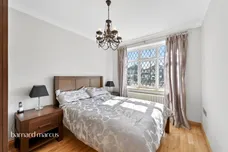 Tolworth Rise North, SURBITON