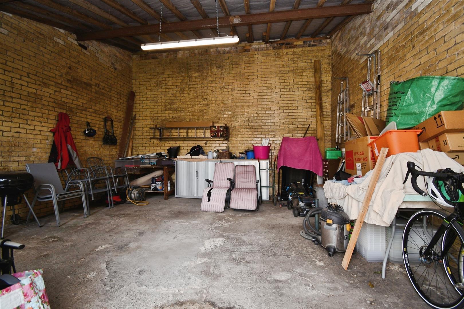 Baxtergate, Hedon, Hull Image 28