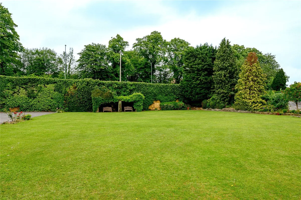 Leconfield Court, Wetherby, LS22