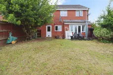 Leighton Close, Wellingborough