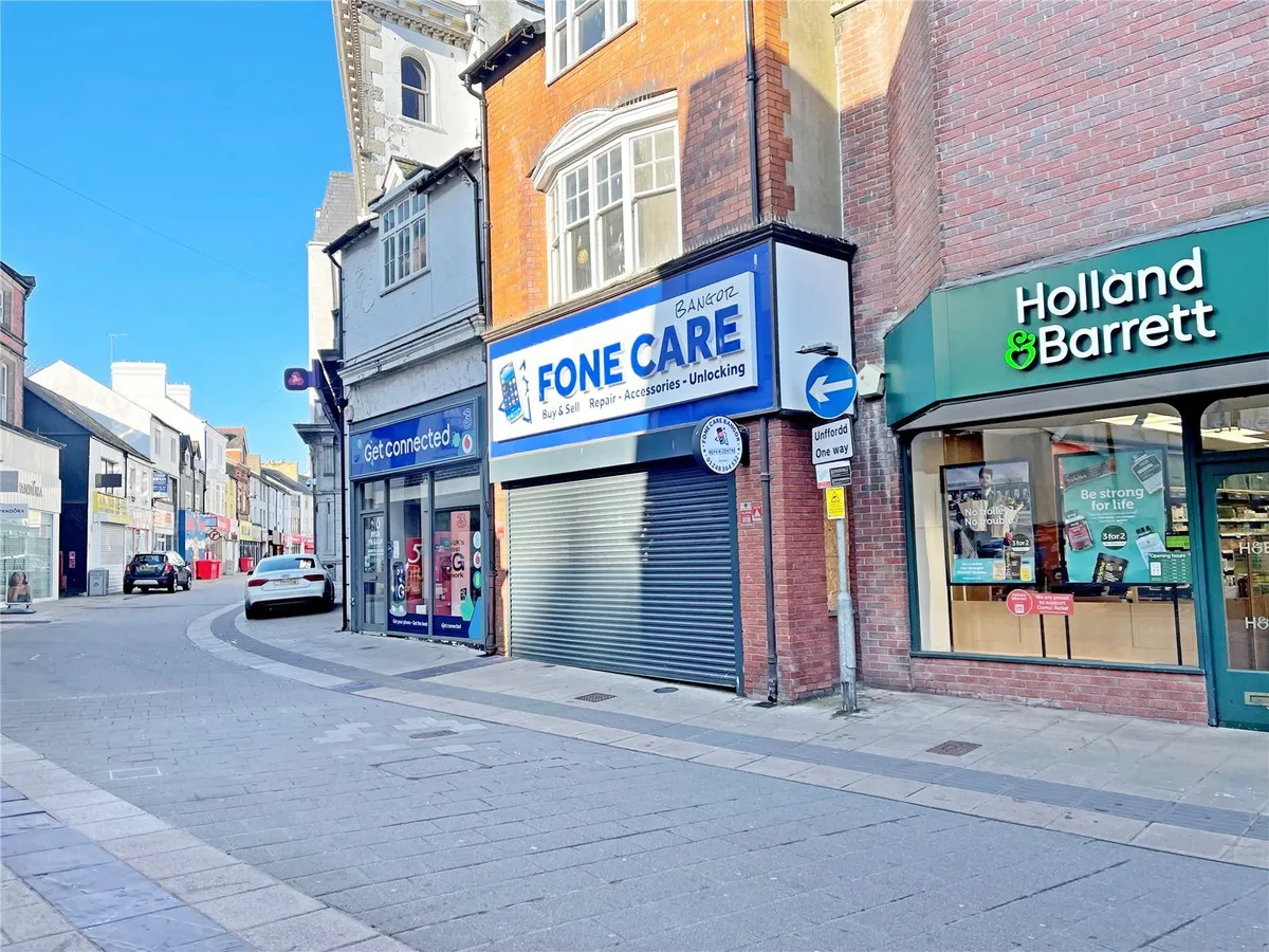 High Street, Bangor, Gwynedd, LL57