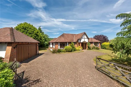 Nutcombe Lane, Dorking, RH4