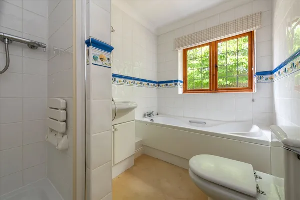 Nutcombe Lane, Dorking, RH4 photo 11
