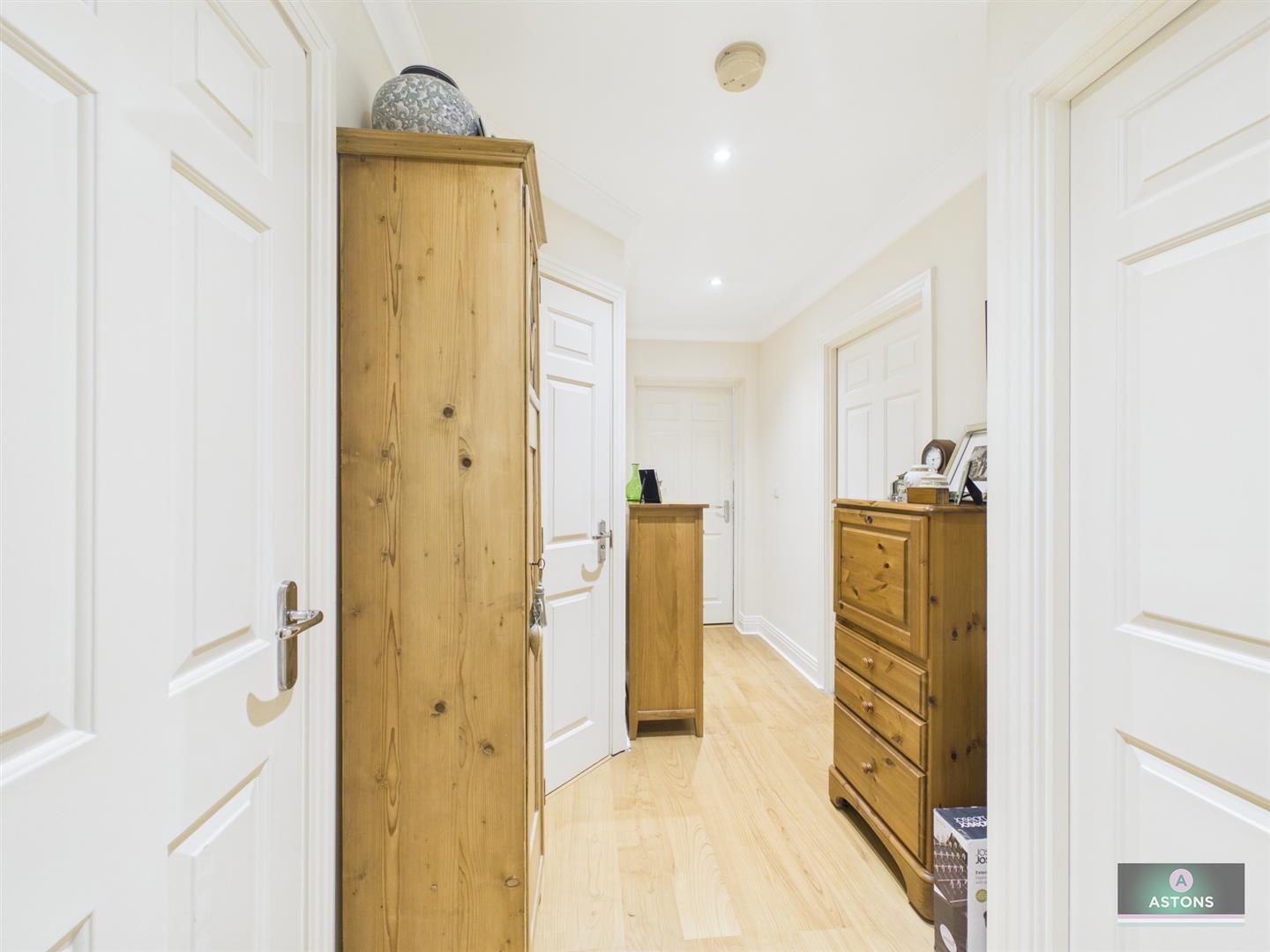 Brewer Road, Southgate Image 11