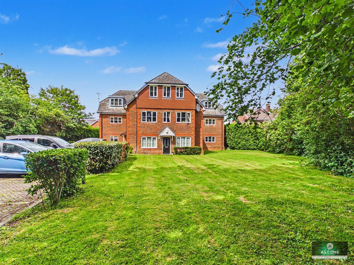 Brewer Road, Southgate Image 15