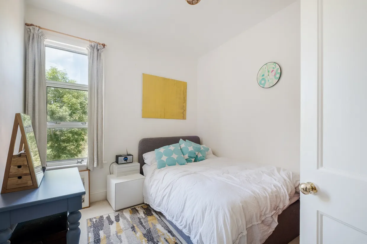 Greenham Road, London, N10 photo 16