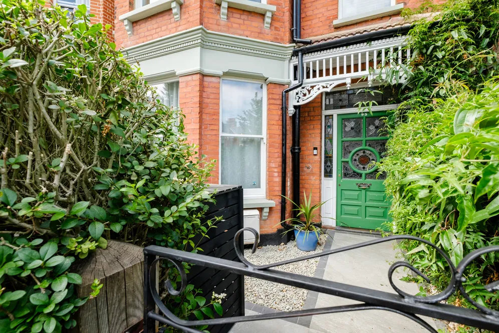 Greenham Road, London, N10 photo 19