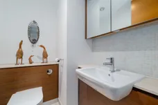 Martin Lane, London, EC4R photo 12