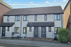 Ffordd Y Mileniwm, BARRY