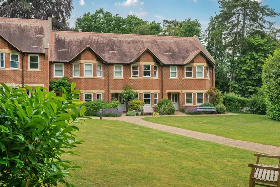 Trevelyan Place, St. Albans, AL1