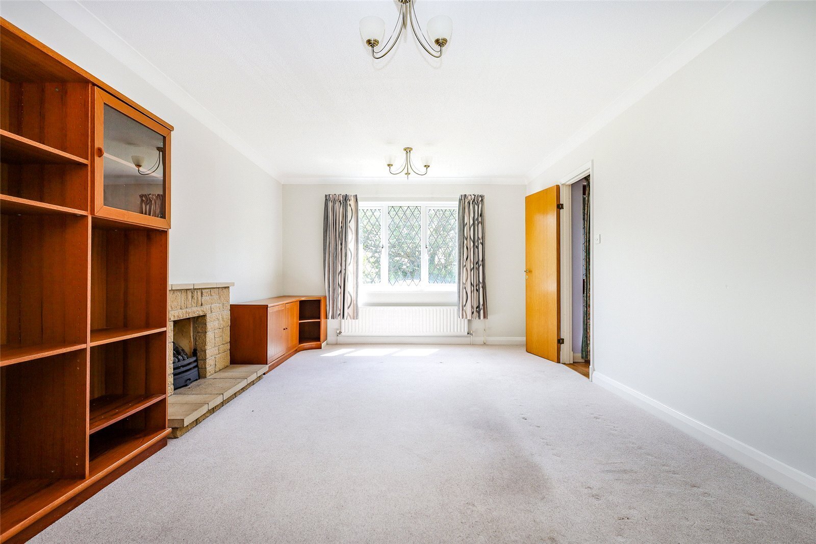 Longmoor Road, Liphook, Hampshire, GU30 Image 4