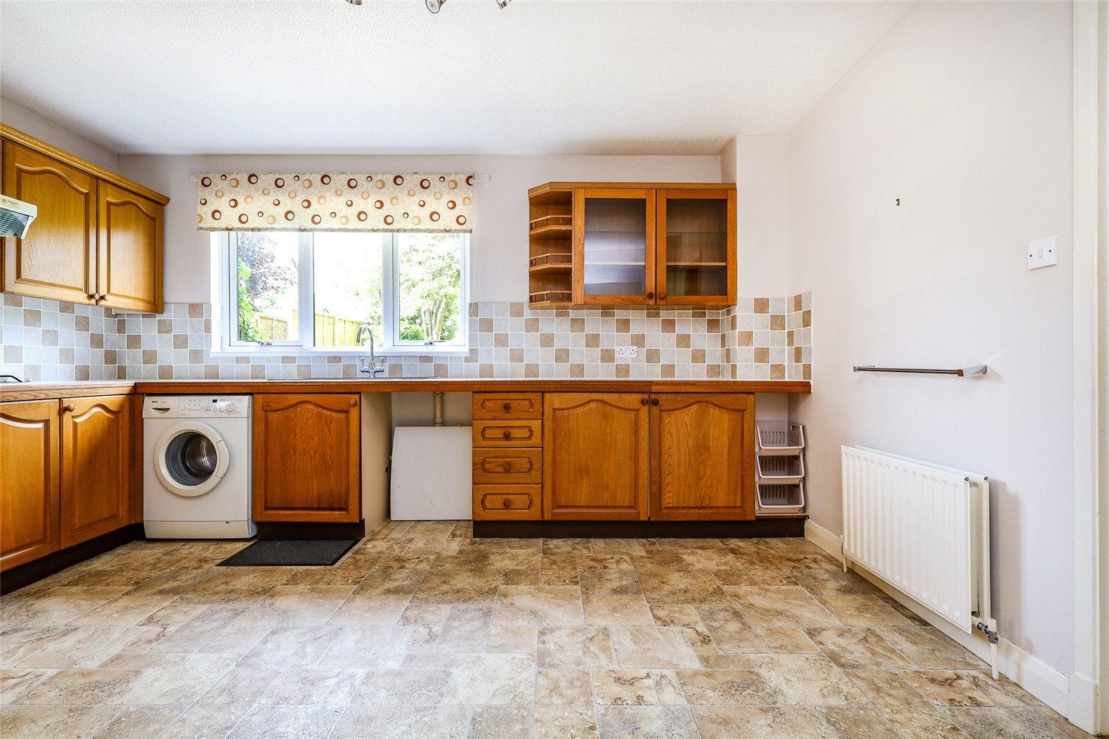 Longmoor Road, Liphook, Hampshire, GU30 Image 8