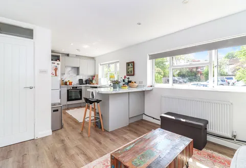 Waterside, Kings Langley, WD4