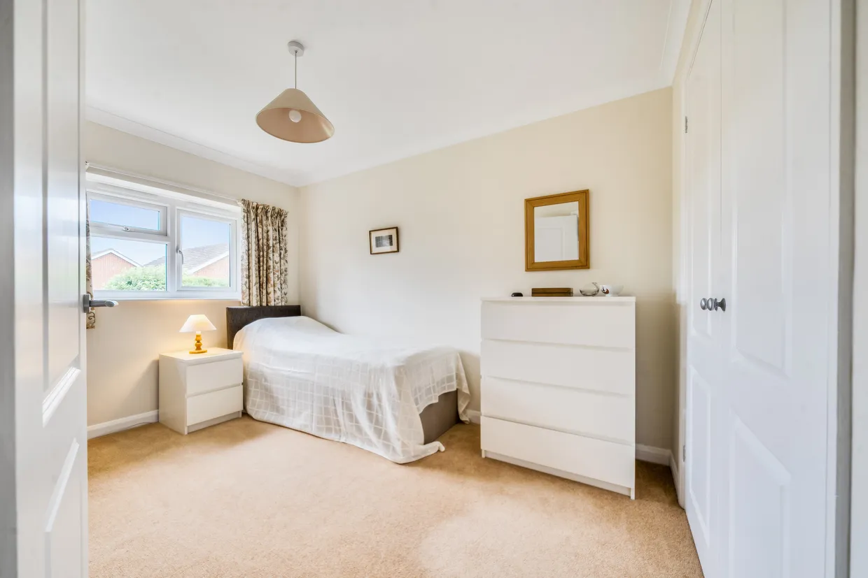 Watermill Way, Weston Turville, HP22 photo 12